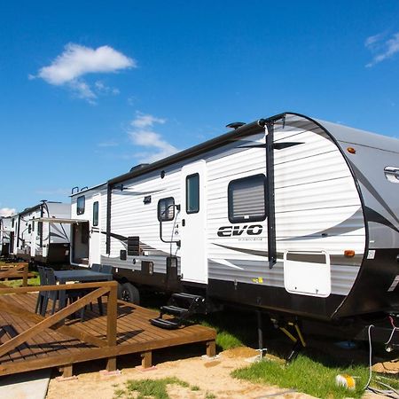 The Trailerhouse Village Amakusa Marina Kami Amakusa Exterior photo